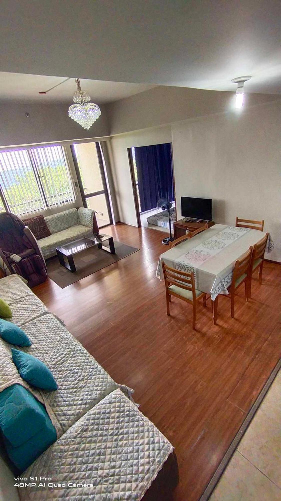Splendido Tagagtay Taal Lake Staycation Free Parking Netflix No Free Pool Tagaytay City Εξωτερικό φωτογραφία