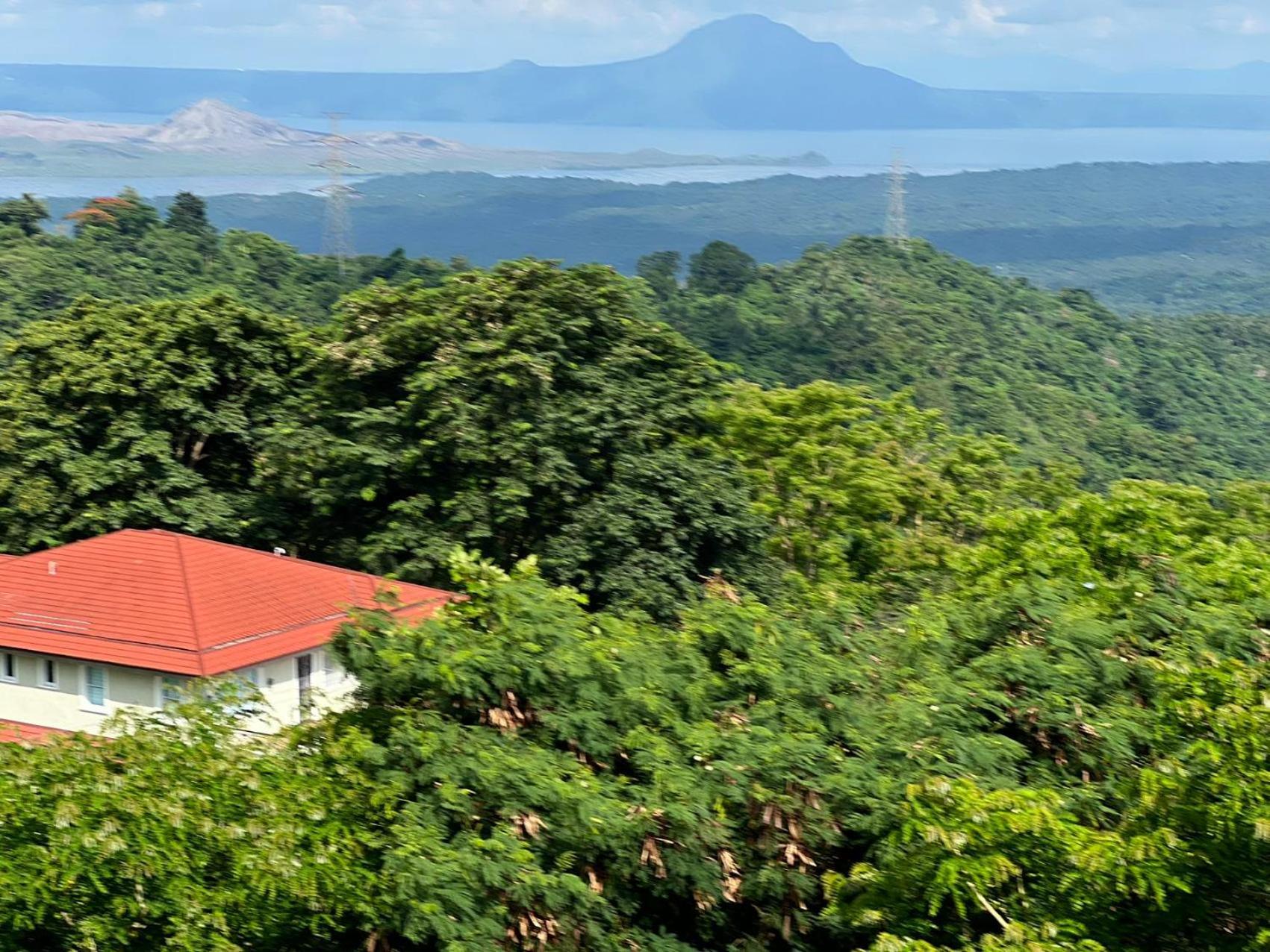 Splendido Tagagtay Taal Lake Staycation Free Parking Netflix No Free Pool Tagaytay City Εξωτερικό φωτογραφία