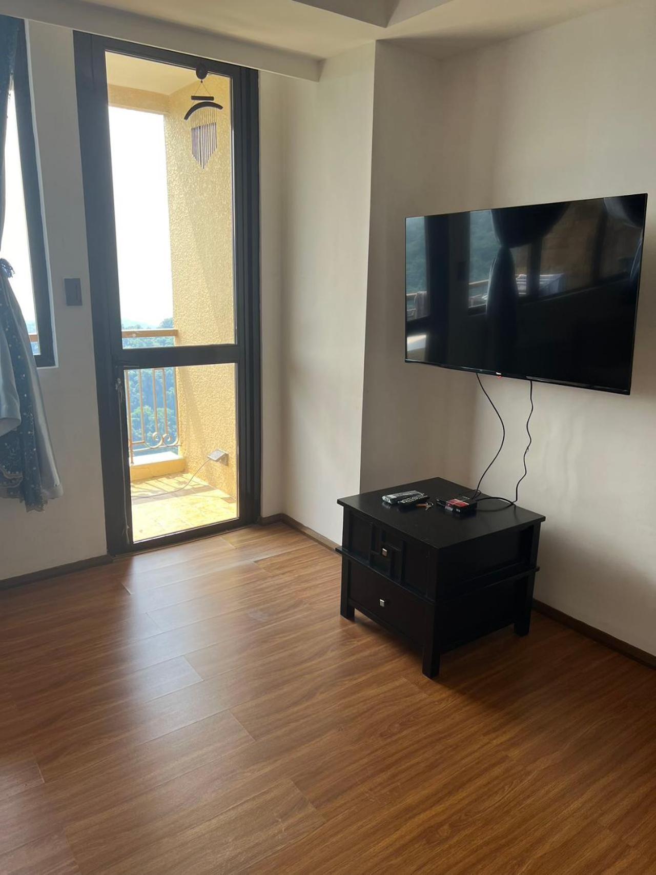Splendido Tagagtay Taal Lake Staycation Free Parking Netflix No Free Pool Tagaytay City Εξωτερικό φωτογραφία