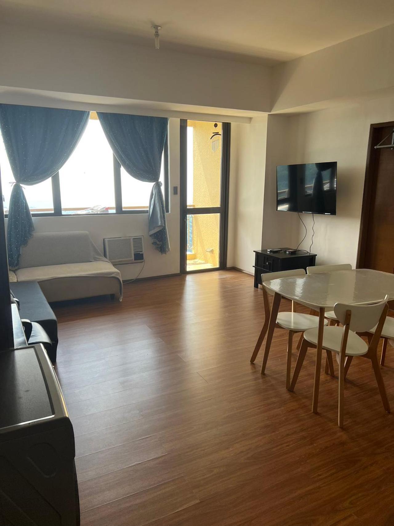 Splendido Tagagtay Taal Lake Staycation Free Parking Netflix No Free Pool Tagaytay City Εξωτερικό φωτογραφία