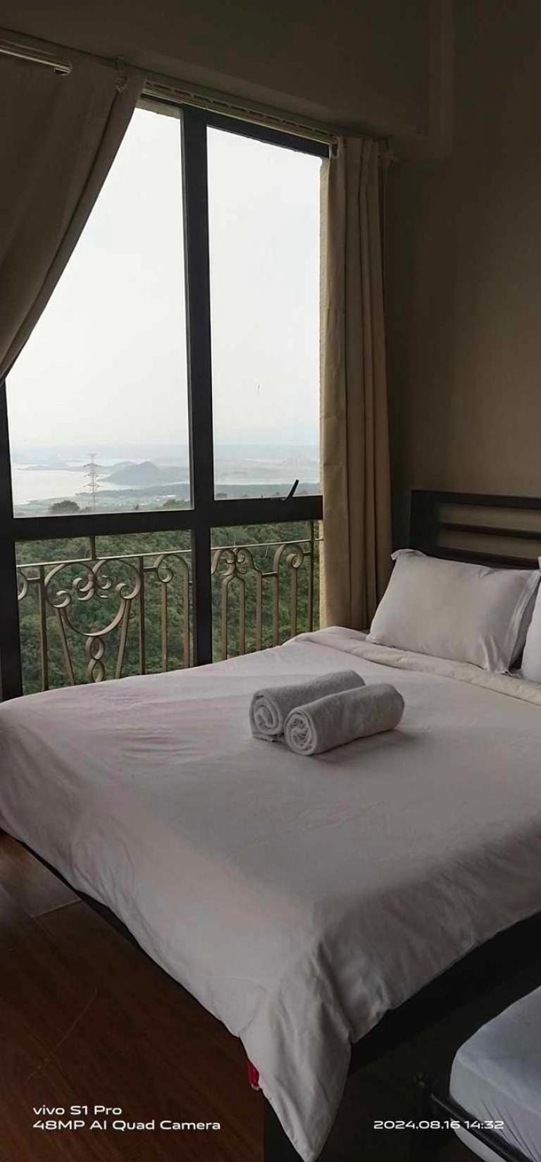 Splendido Tagagtay Taal Lake Staycation Free Parking Netflix No Free Pool Tagaytay City Εξωτερικό φωτογραφία